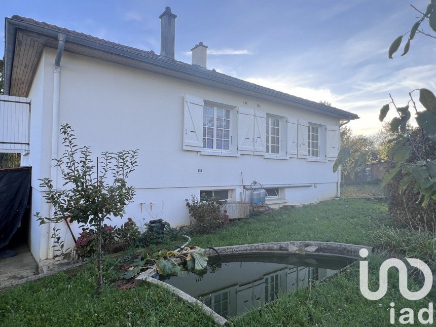 Traditional house 6 rooms of 130 m² in Tournus (71700)