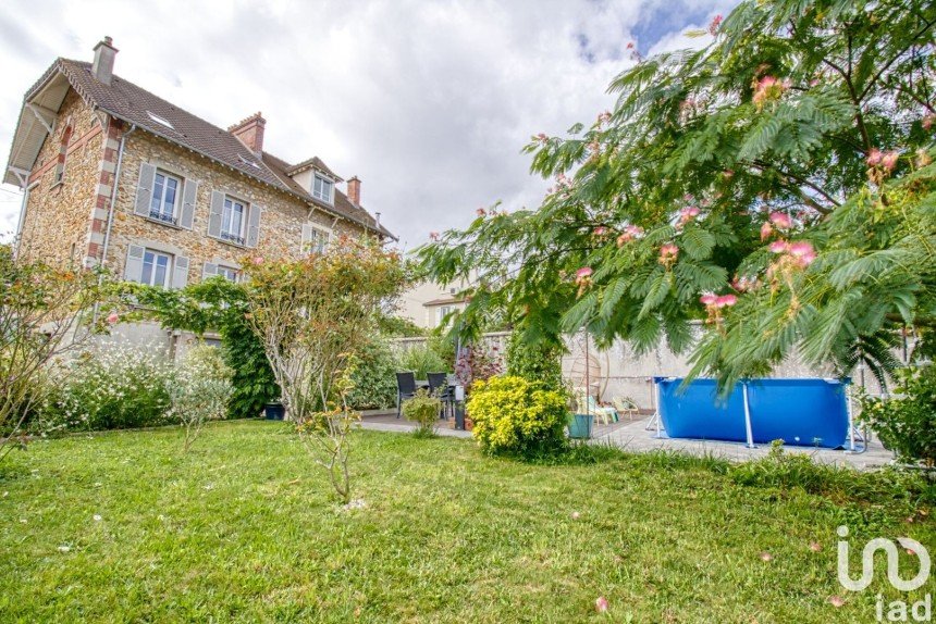 House 6 rooms of 140 m² in Lagny-sur-Marne (77400)