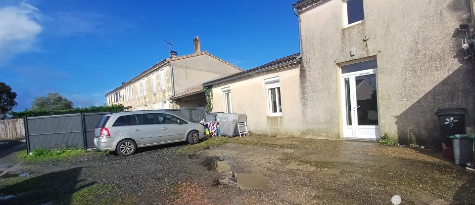 Traditional house 4 rooms of 85 m² in Cissac-Médoc (33250)