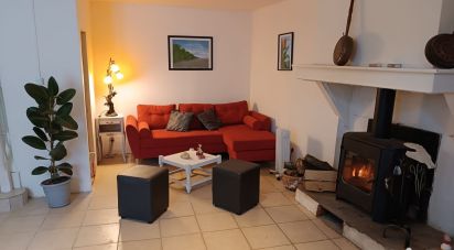 House 4 rooms of 93 m² in Cuxac-Cabardès (11390)