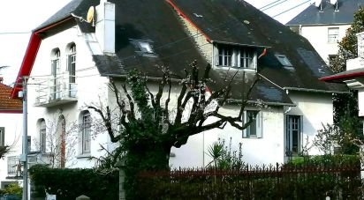 House 8 rooms of 225 m² in Lourdes (65100)