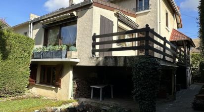 Maison 6 pièces de 100 m² à Gournay-sur-Marne (93460)