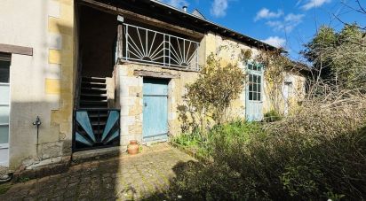 House 7 rooms of 160 m² in MORANNES (49640)