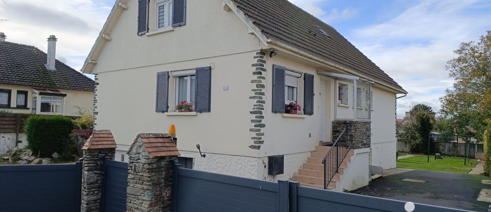 House 7 rooms of 145 m² in Gouvix (14680)