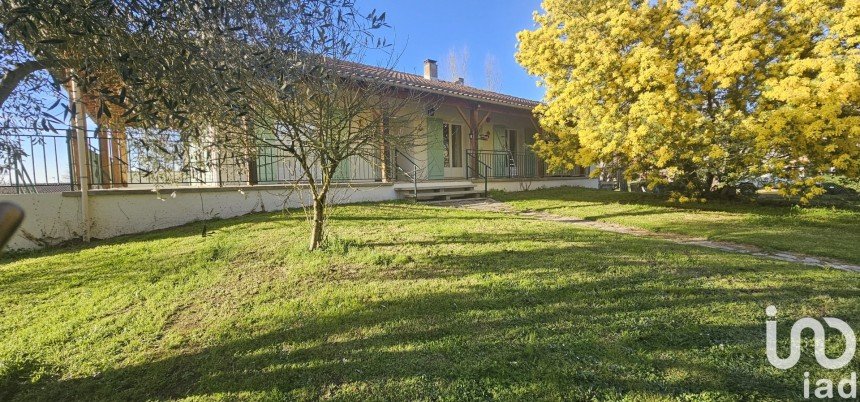 Traditional house 4 rooms of 118 m² in Auterive (31190)