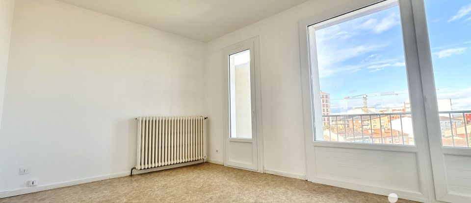 Appartement 2 pièces de 49 m² à Montauban (82000)