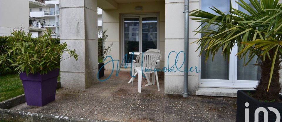 Apartment 4 rooms of 69 m² in Chartres (28000)