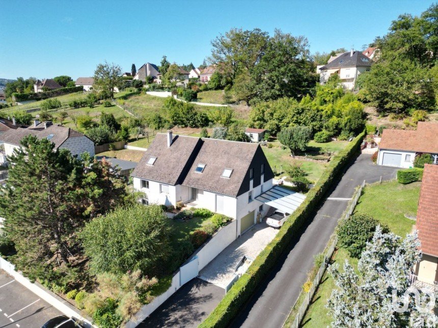 Maison 6 pièces de 162 m² à Malemort (19360)