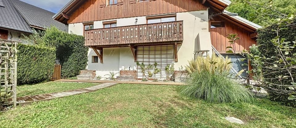 House 5 rooms of 198 m² in FAVERGES (74210)