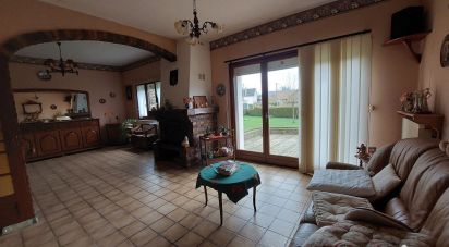 Maison 4 pièces de 98 m² à Mesnil-Bruntel (80200)