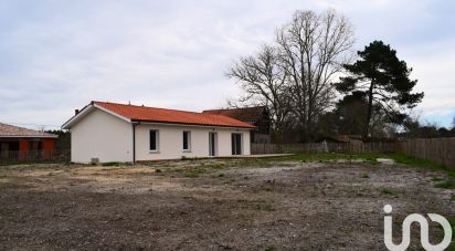 House 5 rooms of 90 m² in Parentis-en-Born (40160)