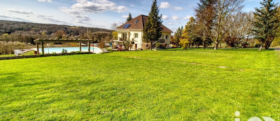 Traditional house 8 rooms of 158 m² in Couilly-Pont-aux-Dames (77860)
