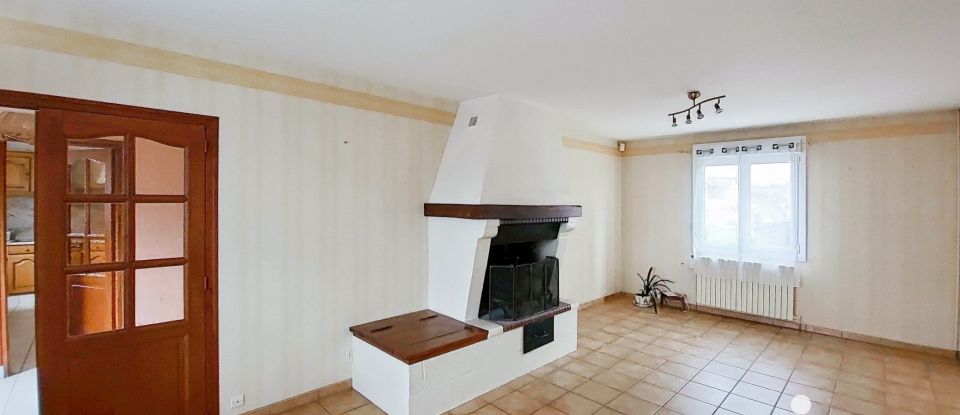 Maison traditionnelle 7 pièces de 245 m² à Langeais (37130)