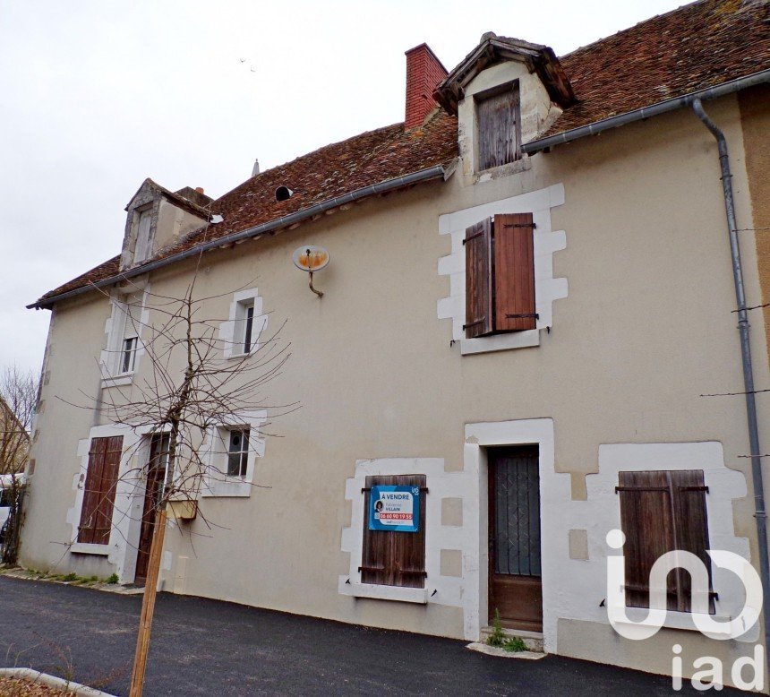 Village house 6 rooms of 140 m² in Saint-Genou (36500)