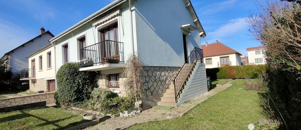 House 5 rooms of 76 m² in Antony (92160)