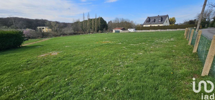 Land of 3,442 m² in Saint-Étienne-en-Coglès (35460)