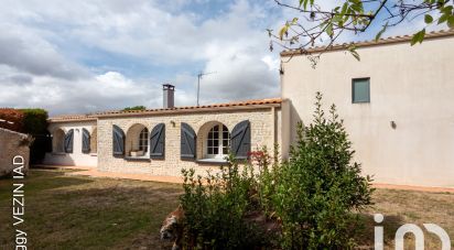 House 5 rooms of 173 m² in Dompierre-sur-Mer (17139)