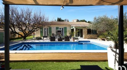 House 6 rooms of 145 m² in Roaix (84110)