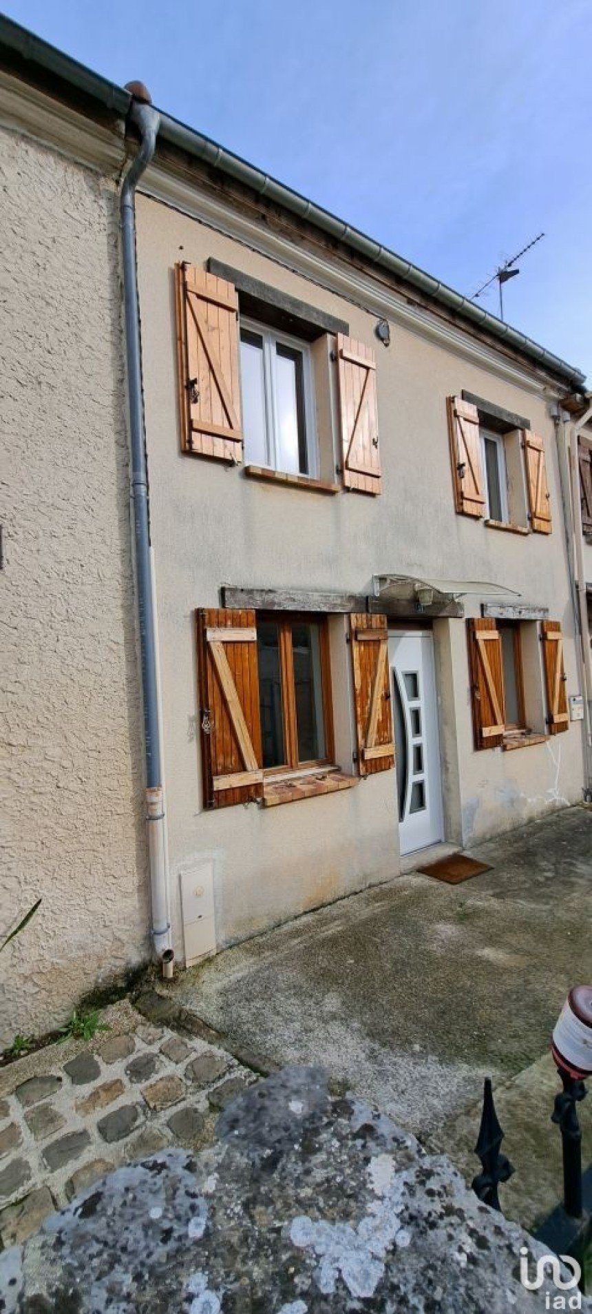 House 4 rooms of 70 m² in Claye-Souilly (77410)