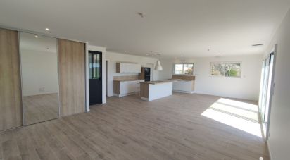 Maison 6 pièces de 130 m² à Montamisé (86360)