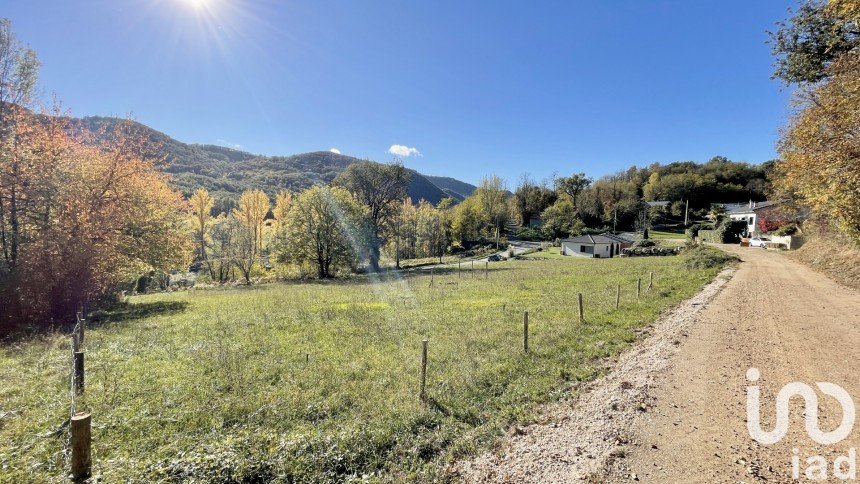 Terrain de 1 253 m² à Saint-Girons (09200)