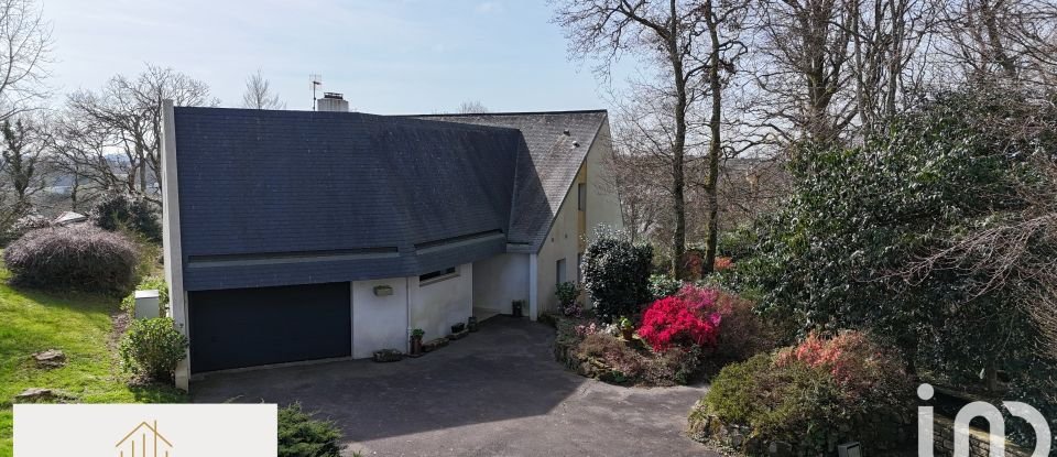 Architect house 8 rooms of 240 m² in Quimper (29000)