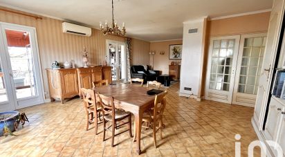 Traditional house 5 rooms of 126 m² in La Jarrie (17220)