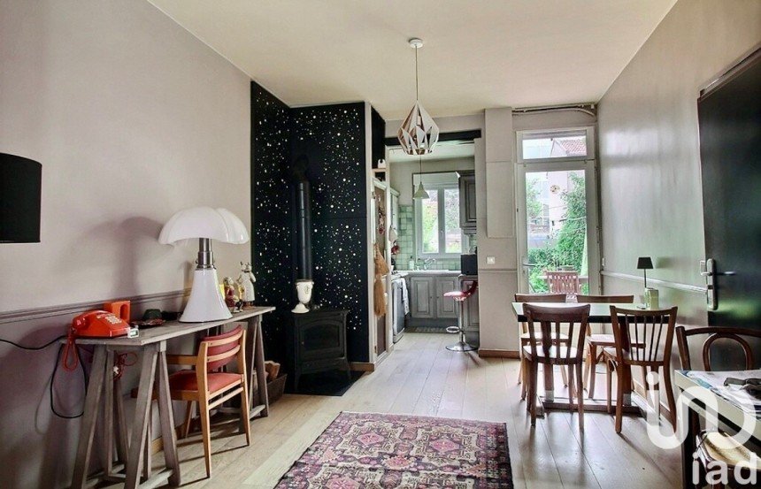 Town house 4 rooms of 72 m² in Montreuil (93100)