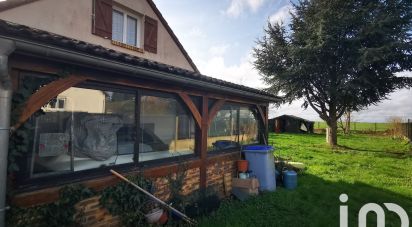 House 4 rooms of 85 m² in Prunay-le-Gillon (28360)