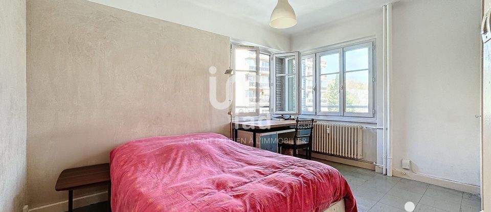 Apartment 4 rooms of 97 m² in La Mulatière (69350)