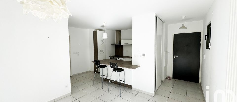 Apartment 3 rooms of 66 m² in Saint-Étienne (42000)