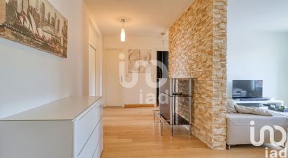 Apartment 3 rooms of 75 m² in Verrières-le-Buisson (91370)