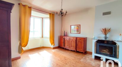 Traditional house 5 rooms of 118 m² in Ussel (19200)