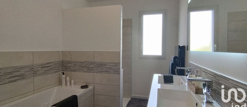 Maison 4 pièces de 99 m² à Damazan (47160)