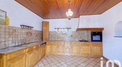 House 9 rooms of 250 m² in Guitrancourt (78440)