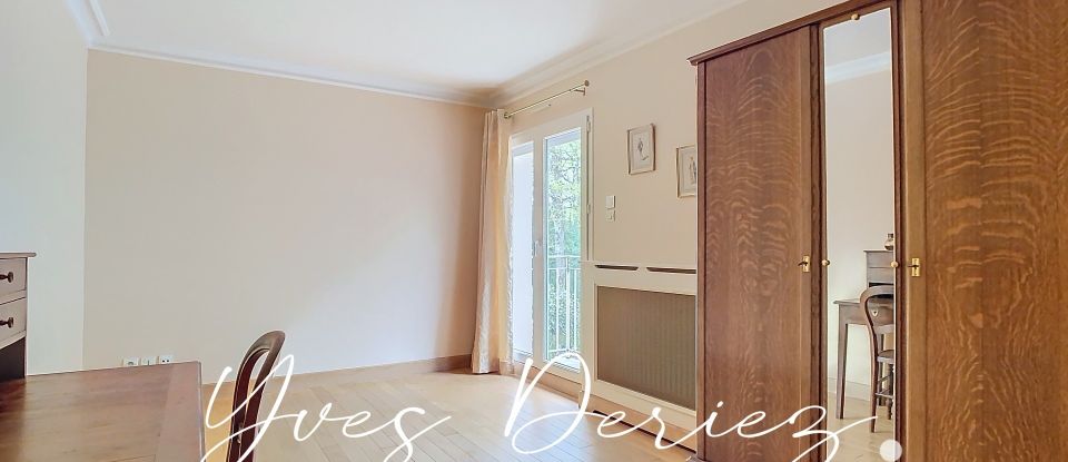 House 8 rooms of 230 m² in Basse-Goulaine (44115)