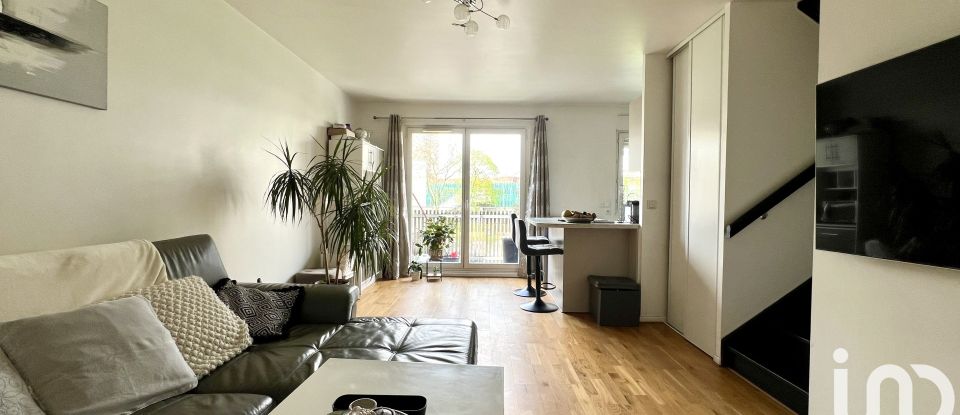 Duplex 3 rooms of 63 m² in Colombes (92700)