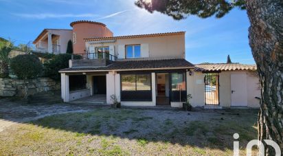 House 15 rooms of 212 m² in LES ISSAMBRES (83380)