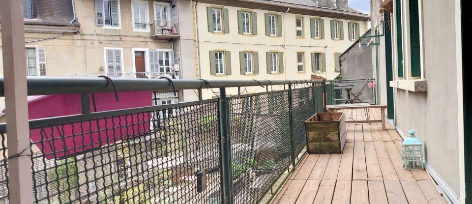 Appartement 5 pièces de 105 m² à Chambéry (73000)