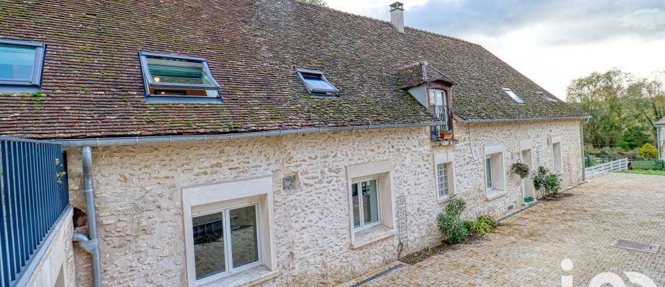 Longere 10 rooms of 300 m² in Gisors (27140)