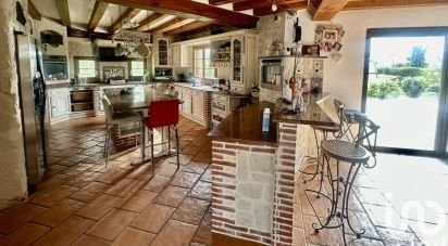 Architect house 7 rooms of 288 m² in Fauguernon (14100)