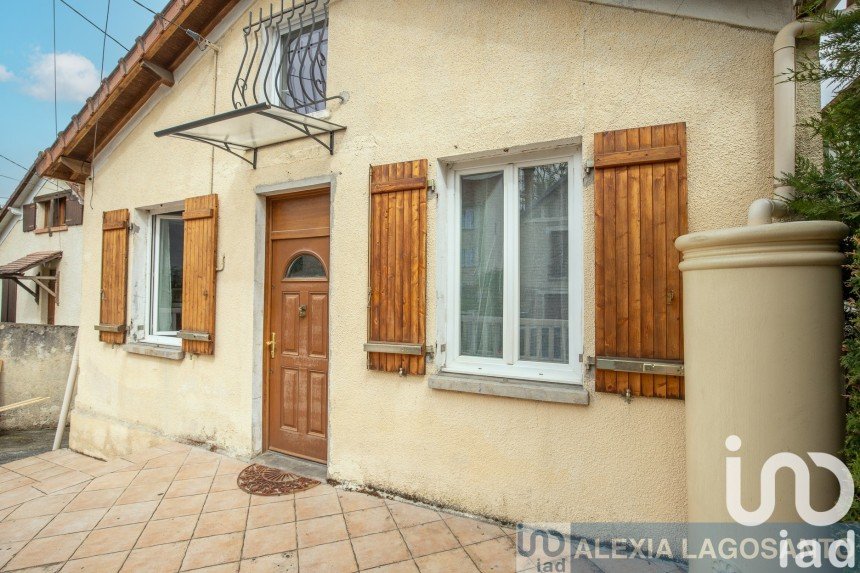 Maison 4 pièces de 93 m² à Brunoy (91800)