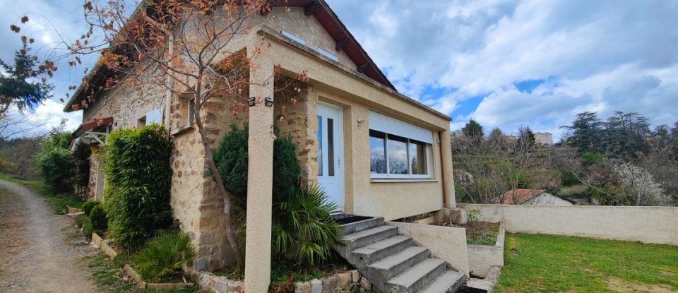 Maison 6 pièces de 135 m² à Annonay (07100)