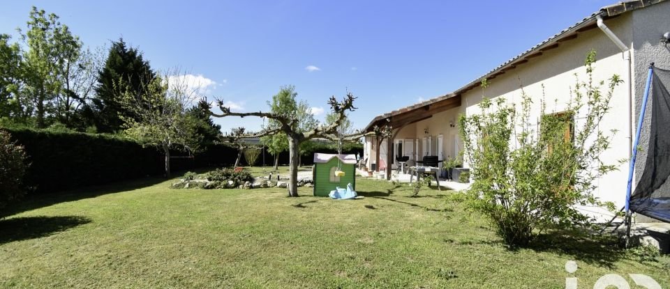 Traditional house 6 rooms of 155 m² in Le Fousseret (31430)