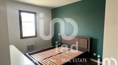 House 4 rooms of 90 m² in Le Taillan-Médoc (33320)