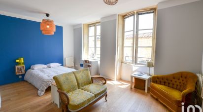 Apartment 1 room of 32 m² in Bordeaux (33000)