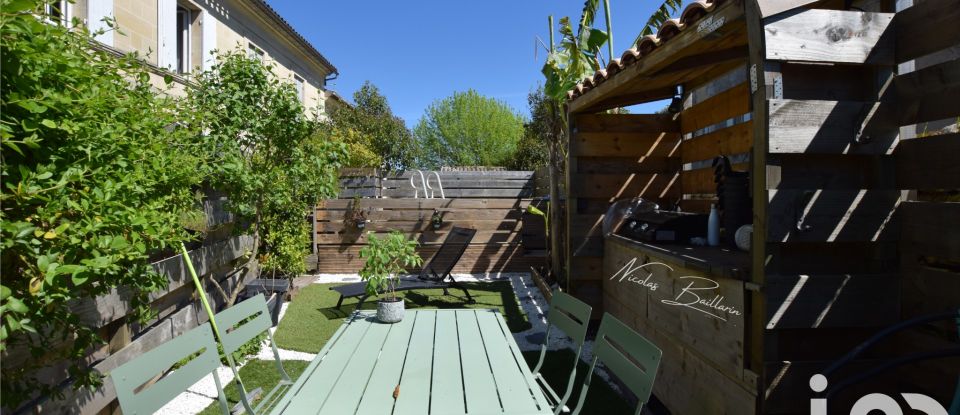 Village house 5 rooms of 94 m² in Saint-Gervais (33240)