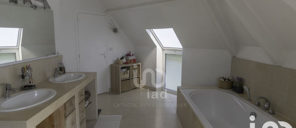 Maison 8 pièces de 230 m² à Louviers (27400)