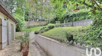 House 5 rooms of 160 m² in Tours (37000)
