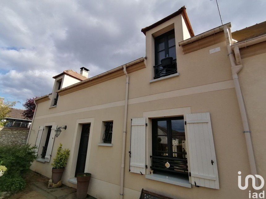 House 5 rooms of 115 m² in Tousson (77123)